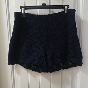 Moon River Navy Lace High-Waist Shorts